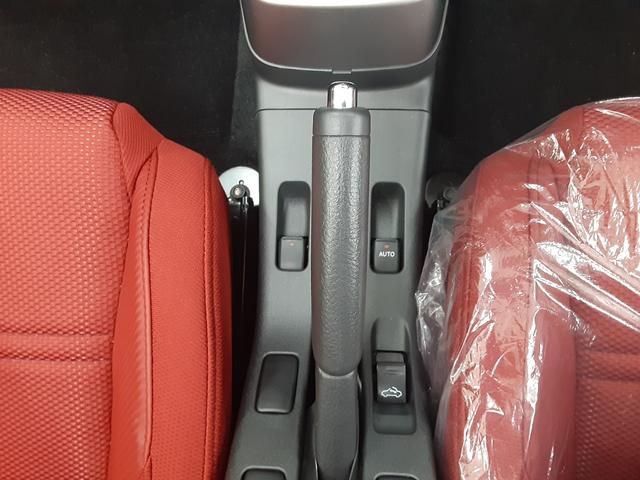 コペン セロ 届出済み未使用車 保証継承付 レッド内装インテリア オプション切削16インチアルミ リヤソナー 電動オープン シートヒーター LEDヘッドライト ステアリングスイッチ スマートキー(20枚目)