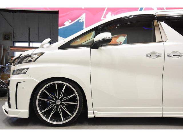 2.5Z Gエディション ZEUSコンプリートカー 22インチAW 車高調 4POTブレーキシステム 4本出しマフラー Wサンルーフ JBLオーディオ 本革シート 後席モニター(25枚目)