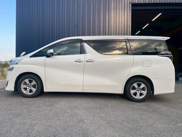 車検・板金塗装・カーフィルム施工も行っております！！