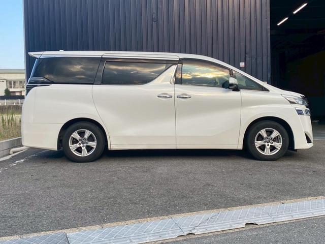 商談スペースもございます。お気軽にご来店くださいませ。