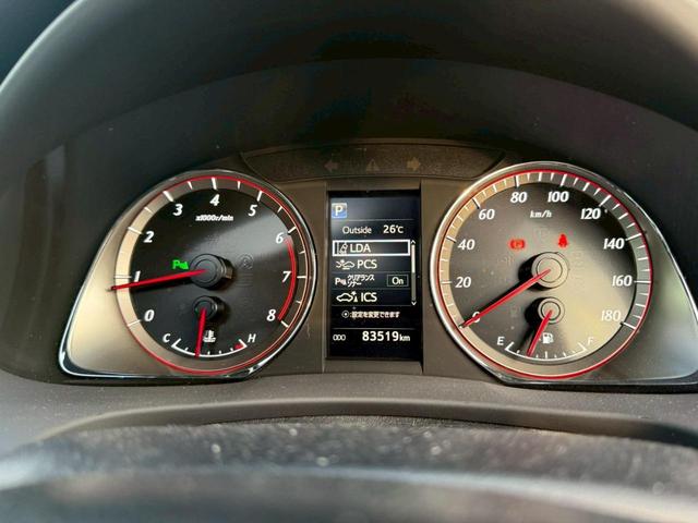 ハリアー プログレス　★トヨタセーフティセンス★パノラマルーフ★メーカーナビ★ＪＢＬ★パワーバックドア★ＬＥＤヘッドライト★ハーフレザーシート★ＥＴＣ★クリアランスソナー★パワーシート★オートパーキング★ブレーキホールド★（9枚目）