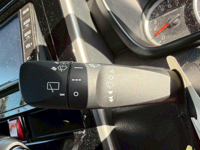 ルーミー 1.0 カスタムG-T★両側パワースライドドア★パノラミックビュー★クルーズコントロール★コーナーセンサー★ドライブレコーダー★シートヒーター★スマートキー★ETC★LEDヘッドライト★(17枚目)