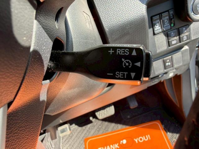 ルーミー 1.0 カスタムG-T★両側パワースライドドア★パノラミックビュー★クルーズコントロール★コーナーセンサー★ドライブレコーダー★シートヒーター★スマートキー★ETC★LEDヘッドライト★(19枚目)