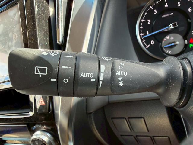 ヴェルファイア 2.5V 両側パワースライドドア 外品20インチアルミホイール ブレーキホールド オートエアコン リアエアコン ナビNSZT-Y64T パワーウインドウ バックカメラ ウインカーミラー LEDテール ETC(12枚目)