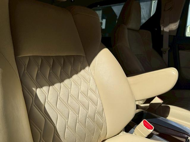 ヴェルファイア 2.5V 両側パワースライドドア 外品20インチアルミホイール ブレーキホールド オートエアコン リアエアコン ナビNSZT-Y64T パワーウインドウ バックカメラ ウインカーミラー LEDテール ETC(62枚目)