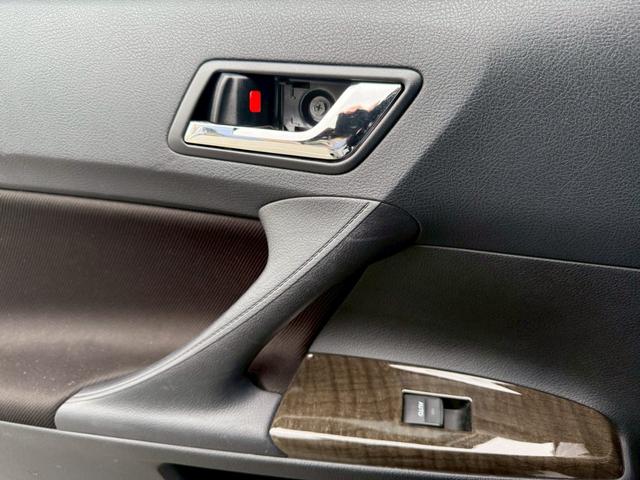 マークX 250G Fパッケージ★ハーフエアロフロント、サイド、リア★外品20インチホイール★ルーフラッピング★M,zスピードマフラー★オートエアコン★ETC★ブルートゥースオーディオ★ウインカーミラー★(12枚目)