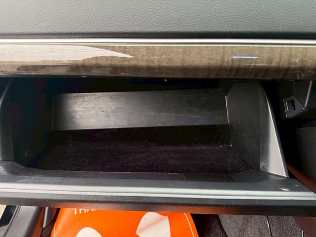 マークX 250G Fパッケージ★ハーフエアロフロント、サイド、リア★外品20インチホイール★ルーフラッピング★M,zスピードマフラー★オートエアコン★ETC★ブルートゥースオーディオ★ウインカーミラー★(16枚目)