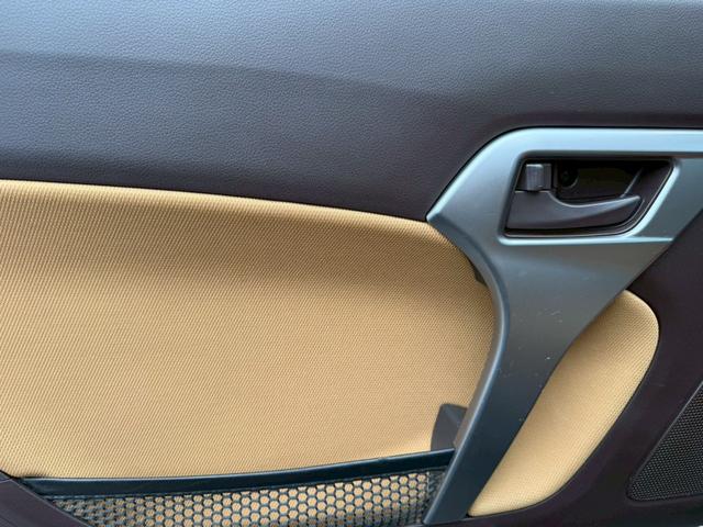 コペン エクスプレイ ★コペンエクスプレイ★アイドリングストップ★LEDハイマウント★地デジTV★ステアリングスイッチ★スマートキー★プッシュスタート★シートヒーター★ETC★LEDテール★16インチホイール★(17枚目)