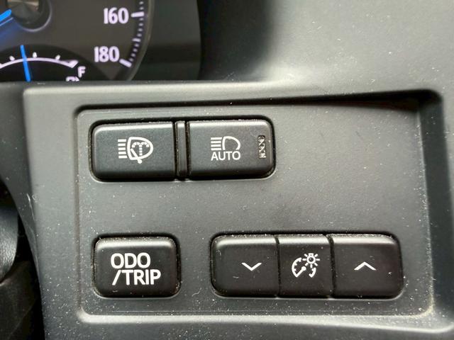 クラウンマジェスタ Fバージョン ★マジェスタFバージョン★シートメモリー★オートハイビーム★電動格納ミラースマートキー★プッシュスタート★バックカメラ★ETC★レーダー探知機★LEDルームランプ★ドライブレコーダー★(17枚目)