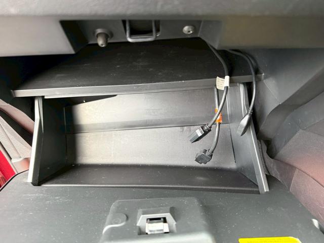 セレナ 　ハイウェイスター　Ｖ★カロッツェリアナビ★バックカメラ★全方位カメラ★衝突軽減装置★ＥＴＣ★両側パワースライドドア★オートライト★ステアリングスイッチ★フリップダウンモニター★デジタルインナーミラー★（37枚目）