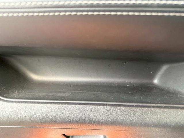 セレナ 　ハイウェイスター　Ｖ★カロッツェリアナビ★バックカメラ★全方位カメラ★衝突軽減装置★ＥＴＣ★両側パワースライドドア★オートライト★ステアリングスイッチ★フリップダウンモニター★デジタルインナーミラー★（40枚目）