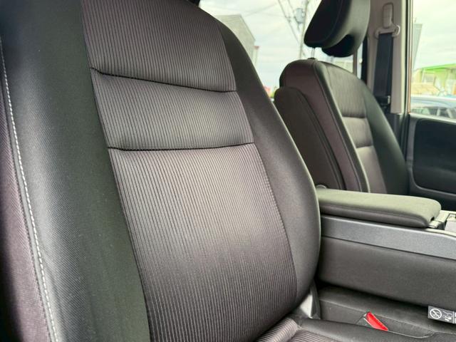 セレナ 　ハイウェイスター　Ｖ★カロッツェリアナビ★バックカメラ★全方位カメラ★衝突軽減装置★ＥＴＣ★両側パワースライドドア★オートライト★ステアリングスイッチ★フリップダウンモニター★デジタルインナーミラー★（58枚目）