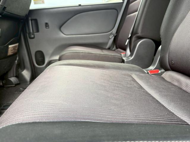 セレナ 　ハイウェイスター　Ｖ★カロッツェリアナビ★バックカメラ★全方位カメラ★衝突軽減装置★ＥＴＣ★両側パワースライドドア★オートライト★ステアリングスイッチ★フリップダウンモニター★デジタルインナーミラー★（65枚目）