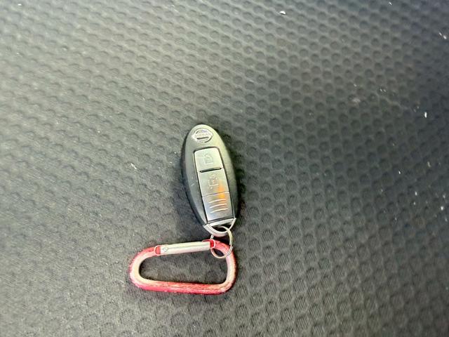 ノート 　★日産ノートＳ　Ｖパッケージ★ナビ★オーディオ★ＡＭ★ＦＭ★ＤＶＤ★バックカメラ★ＥＴＣ★電動格納ミラー★光軸ダイアル★フロアマット★ドアバイザー★ＵＳＢチャージャー★ドリンクフォルダー★（19枚目）