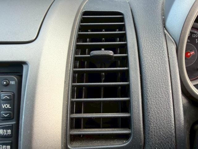 ノート 　★日産ノートＳ　Ｖパッケージ★ナビ★オーディオ★ＡＭ★ＦＭ★ＤＶＤ★バックカメラ★ＥＴＣ★電動格納ミラー★光軸ダイアル★フロアマット★ドアバイザー★ＵＳＢチャージャー★ドリンクフォルダー★（25枚目）