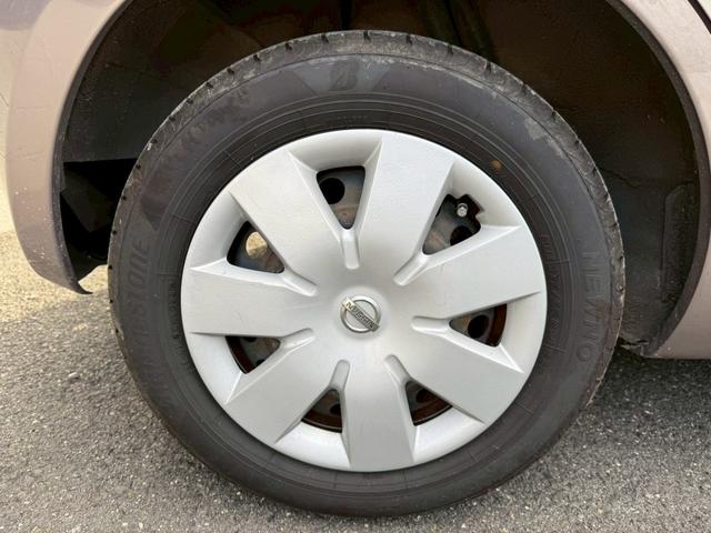 ノート 　★日産ノートＳ　Ｖパッケージ★ナビ★オーディオ★ＡＭ★ＦＭ★ＤＶＤ★バックカメラ★ＥＴＣ★電動格納ミラー★光軸ダイアル★フロアマット★ドアバイザー★ＵＳＢチャージャー★ドリンクフォルダー★（47枚目）