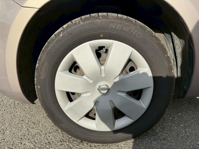 ノート 　★日産ノートＳ　Ｖパッケージ★ナビ★オーディオ★ＡＭ★ＦＭ★ＤＶＤ★バックカメラ★ＥＴＣ★電動格納ミラー★光軸ダイアル★フロアマット★ドアバイザー★ＵＳＢチャージャー★ドリンクフォルダー★（49枚目）
