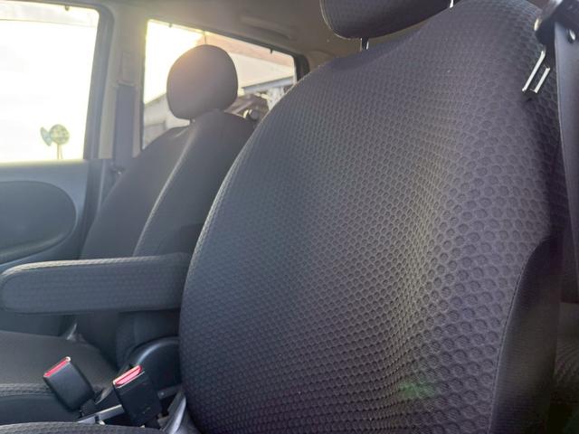 ノート 　★日産ノートＳ　Ｖパッケージ★ナビ★オーディオ★ＡＭ★ＦＭ★ＤＶＤ★バックカメラ★ＥＴＣ★電動格納ミラー★光軸ダイアル★フロアマット★ドアバイザー★ＵＳＢチャージャー★ドリンクフォルダー★（53枚目）