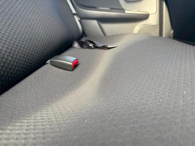 ノート 　★日産ノートＳ　Ｖパッケージ★ナビ★オーディオ★ＡＭ★ＦＭ★ＤＶＤ★バックカメラ★ＥＴＣ★電動格納ミラー★光軸ダイアル★フロアマット★ドアバイザー★ＵＳＢチャージャー★ドリンクフォルダー★（56枚目）