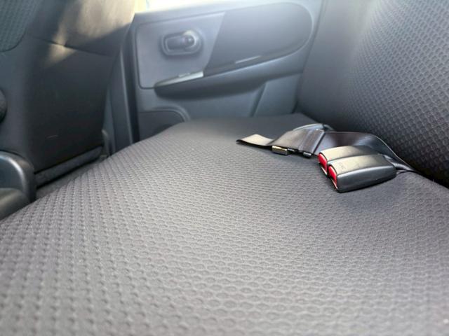 ノート 　★日産ノートＳ　Ｖパッケージ★ナビ★オーディオ★ＡＭ★ＦＭ★ＤＶＤ★バックカメラ★ＥＴＣ★電動格納ミラー★光軸ダイアル★フロアマット★ドアバイザー★ＵＳＢチャージャー★ドリンクフォルダー★（58枚目）