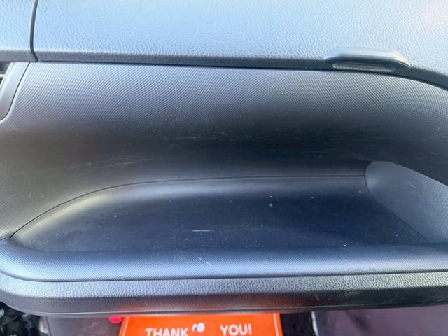 ヴォクシー 　２．０ＺＳ煌　７人乗★アルパイン１０インチナビ★地デジＴＶ★両側パワースライドドア★アイドリングストップ★プッシュスタート★ＥＴＣ★１８インチ社外ホイール★シートカバー★スマートキー★バックカメラ★（27枚目）