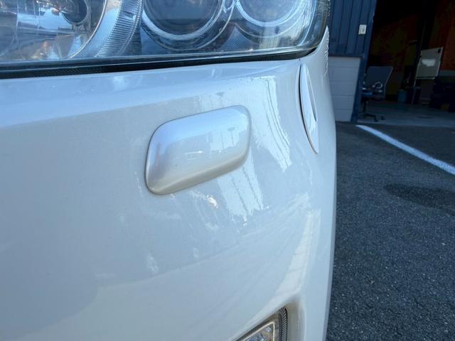 プリウス Ｓツーリングセレクション　★地デジＴＶ★バックカメラ★プッシュスタート★スマートキー★ステアリングスイッチ★オートライト★コーナーポール★ＥＴＣ★ウインカーミラー★フォグライト★純正１７インチホイール★ドアバイザー★（43枚目）