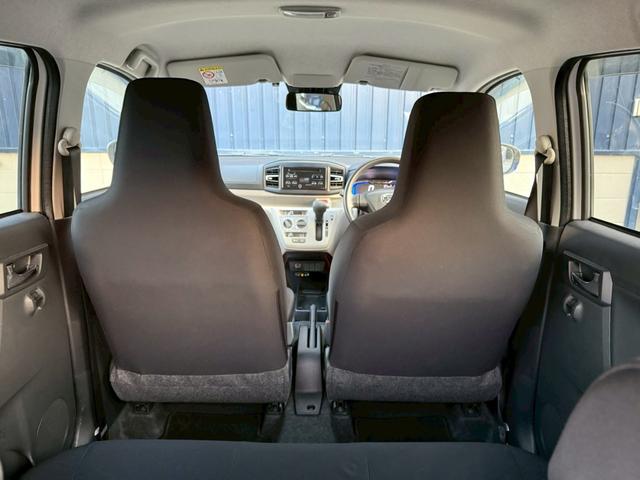 ミライース XSAIII★オーディオ★AM★FM★CD★LEDヘッドライト★ETC★アイドリングストップ★オートハイビーム★衝突軽減装置★レベライザー★電動格納ミラー★ドアバイザー★フロアマット★シガーソケット★(4枚目)