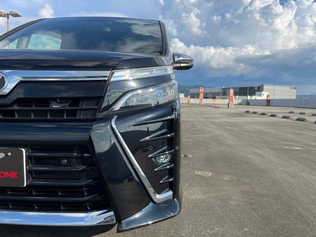 ヴォクシー ZS 煌II ・純正ナビ・フリップダウンモニター・ETC・オートクルーズコントロール・両側電動スライドドア・プッシュスタート・アイドリングストップ・ステアリングスイッチ・衝突軽減ブレーキ・車線逸脱警報装置(42枚目)