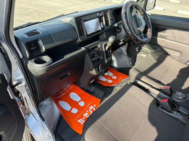 ハイゼットカーゴ DX ・社外ナビ・フルセグ・ETC・ドライブレコーダー前後・アイドリングストップ・キーレスキー・ヘッドライトレベライザー・ドアバイザー・フロアマット(23枚目)