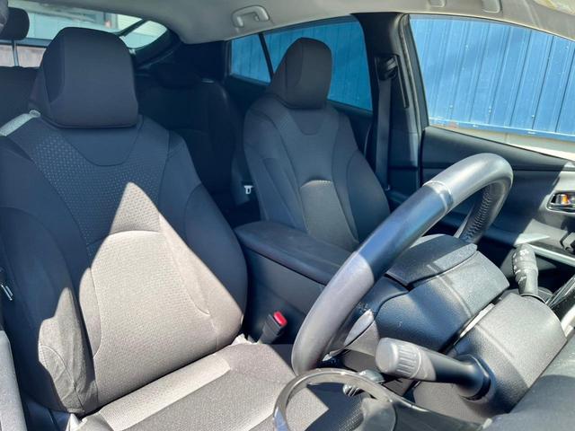 プリウス S・地デジナビ・ETC・クルーズコントロール ・地デジナビ・ETC・クルーズコントロール・プッシュスタート・ステアリングスイッチ・オートライト・プリクラッシュセーフティ・スマートキー・フロアマット・オートエアコン・LEDヘッドライト・ドアバイザー(22枚目)