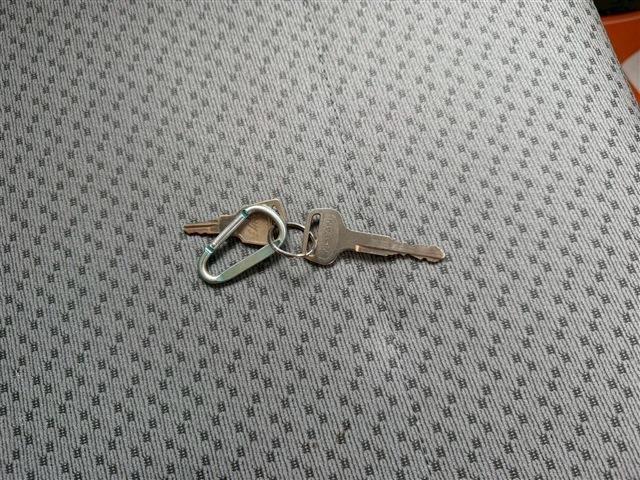 NT100クリッパートラック DX ラジオ AM FM ETC エアコン オートマチック フロアマット ドアバイザー 12インチ純正ホイール レベライザー オートライトスペアタイヤ(32枚目)