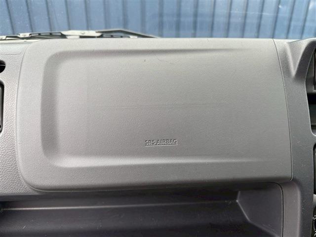 NT100クリッパートラック DX ラジオ AM FM ETC エアコン オートマチック フロアマット ドアバイザー 12インチ純正ホイール レベライザー オートライトスペアタイヤ(36枚目)