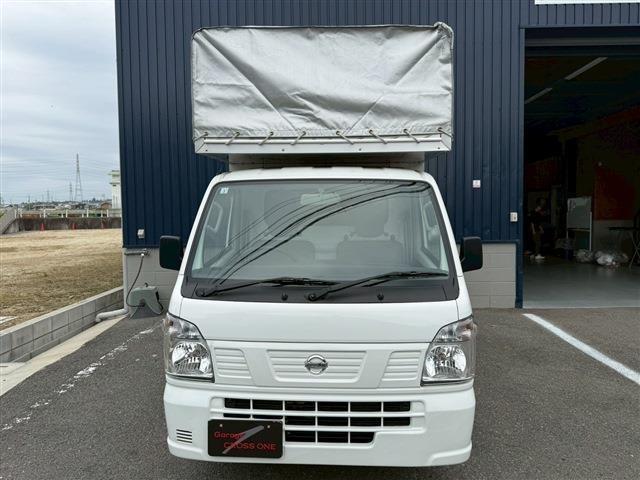 NT100クリッパートラック DX ラジオ AM FM ETC エアコン オートマチック フロアマット ドアバイザー 12インチ純正ホイール レベライザー オートライトスペアタイヤ(60枚目)