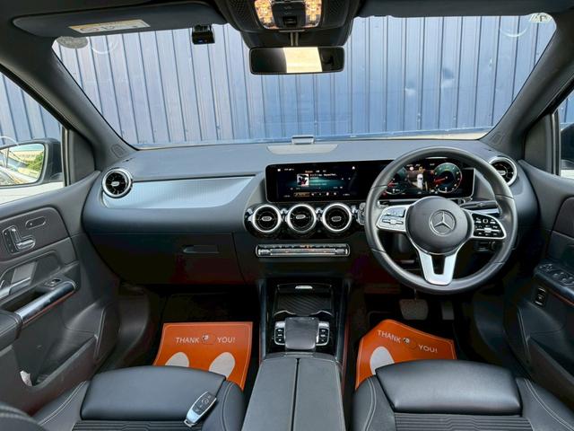 Ｂクラス Ｂ１８０　純正ナビ　バックカメラ　ハーフレザーシート　純正アルミホイール（8枚目）