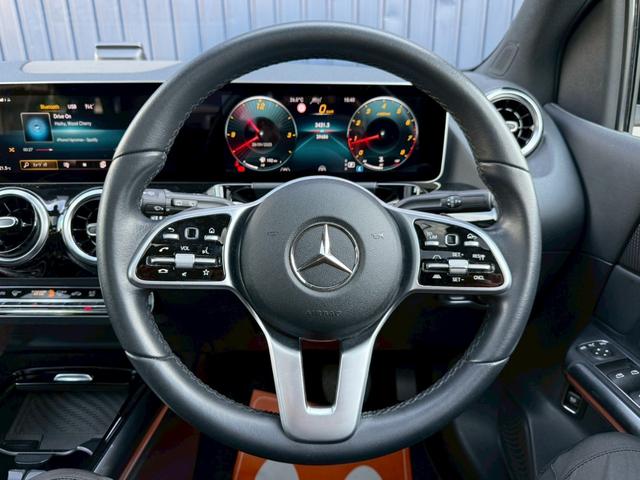 Ｂクラス Ｂ１８０　純正ナビ　バックカメラ　ハーフレザーシート　純正アルミホイール（13枚目）