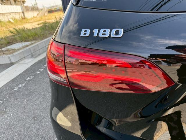 Ｂクラス Ｂ１８０　純正ナビ　バックカメラ　ハーフレザーシート　純正アルミホイール（51枚目）