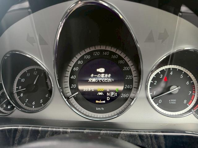 Eクラス E300 ブルーエフィシェンシー アバンギャルド メーカーナビ バックカメラ ドラレコ ハーフレザーシート 純正アルミホイール パワーシート HID(9枚目)