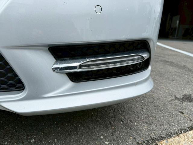 Eクラス E300 ブルーエフィシェンシー アバンギャルド メーカーナビ バックカメラ ドラレコ ハーフレザーシート 純正アルミホイール パワーシート HID(50枚目)