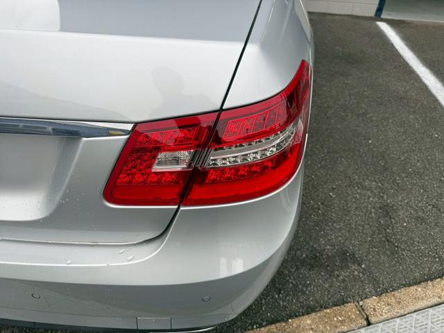 Eクラス E300 ブルーエフィシェンシー アバンギャルド メーカーナビ バックカメラ ドラレコ ハーフレザーシート 純正アルミホイール パワーシート HID(55枚目)