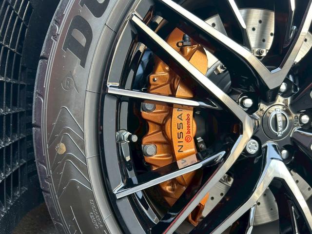ＧＴ－Ｒ ブラックエディション　Ｒ３５最終型　ワンオーナー　禁煙車　ＲＥＣＡＲＯパワーシート　ＢＯＳＥプレミアムサウンド　フロントフルプロテクションフィルム施工済（26枚目）