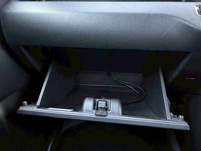 ワゴンＲ ハイブリッドＦＸ－Ｓ　クルコン　Ｂｌｕｅｔｏｏｔｈ　クリアランスソナー　ベンチシート　電格ドアミラー　サイドエアバック　Ａストップ　セキュリティアラーム　７インチナビ（41枚目）