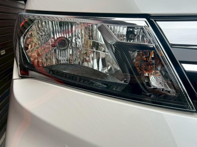 ルーミー X ブルートゥース WエアB パワーステアリング エアバッグ フルフラット アイドルストップ オートライト ABS ウォークスルー 衝突安全ボディ(18枚目)