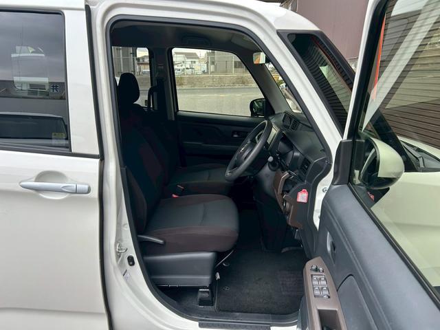 ルーミー X ブルートゥース WエアB パワーステアリング エアバッグ フルフラット アイドルストップ オートライト ABS ウォークスルー 衝突安全ボディ(19枚目)