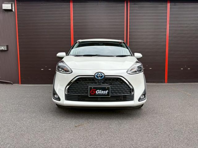 シエンタ ハイブリッドG クエロ ブルートゥース オートマチックハイビーム クルコン スマートキー 1オーナー オ-トエアコン 3列シート アイドリングストップ キーレスエントリー プリクラッシュセーフティー パワーウインドウ(9枚目)