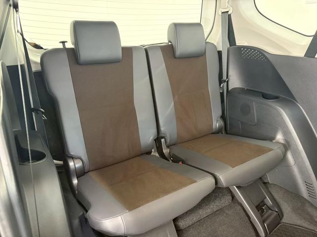 シエンタ ハイブリッドG クエロ ブルートゥース オートマチックハイビーム クルコン スマートキー 1オーナー オ-トエアコン 3列シート アイドリングストップ キーレスエントリー プリクラッシュセーフティー パワーウインドウ(21枚目)