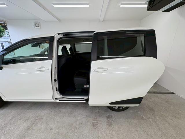 シエンタ ハイブリッドG クエロ ブルートゥース オートマチックハイビーム クルコン スマートキー 1オーナー オ-トエアコン 3列シート アイドリングストップ キーレスエントリー プリクラッシュセーフティー パワーウインドウ(27枚目)