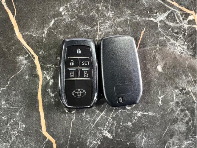 シエンタ ハイブリッドG クエロ ブルートゥース オートマチックハイビーム クルコン スマートキー 1オーナー オ-トエアコン 3列シート アイドリングストップ キーレスエントリー プリクラッシュセーフティー パワーウインドウ(54枚目)