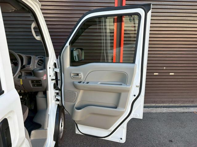 エブリイ PC BLUETOOTH Wエアバッグ 禁煙 キーレスエントリーシステム ETC付 前席パワーウインドウ 左右スライドドア エアバック オートエアコン パワーステアリング 衝突安全ボディ Aライト(22枚目)