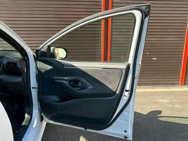 ヤリス Ｇ　ＢＬＵＥＴＯＯＴＨ　オートＬＥＤ　ＵＳＢポート　ＥＴＣ車載器　Ｗエアバック　パワーステアリング　レーダーブレーキ（20枚目）