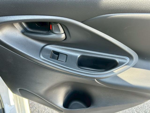 ヤリス Ｇ　ＢＬＵＥＴＯＯＴＨ　オートＬＥＤ　ＵＳＢポート　ＥＴＣ車載器　Ｗエアバック　パワーステアリング　レーダーブレーキ（24枚目）